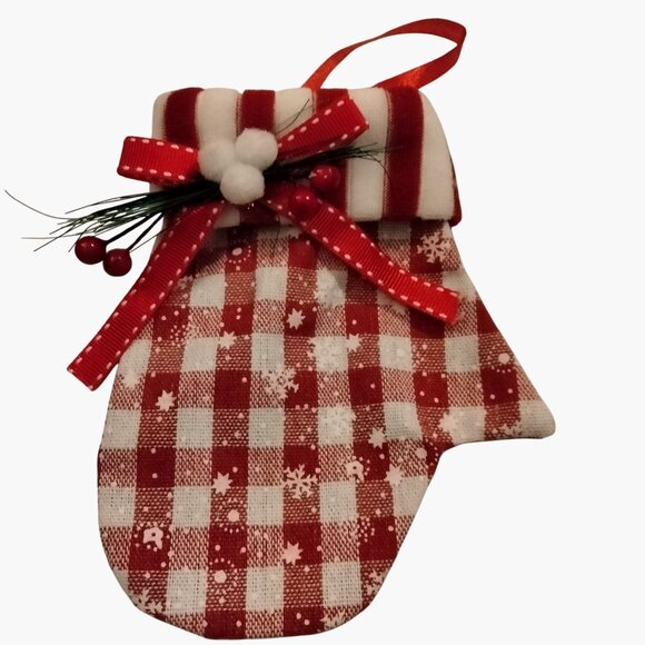 Red White Gingham Mitten Ornament Handcrafted Lamppost Pin Gift Card Holder - Picture 6 of 9
